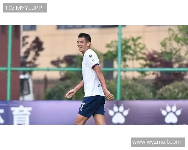 足球领域的最佳11人究竟由哪些传奇球员共同组成