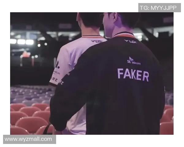 多兰圣经助力Faker再创辉煌我们共同见证第六冠的荣耀时刻 多兰圣经助力Faker再创辉煌我们共同见证第六冠的荣耀时刻